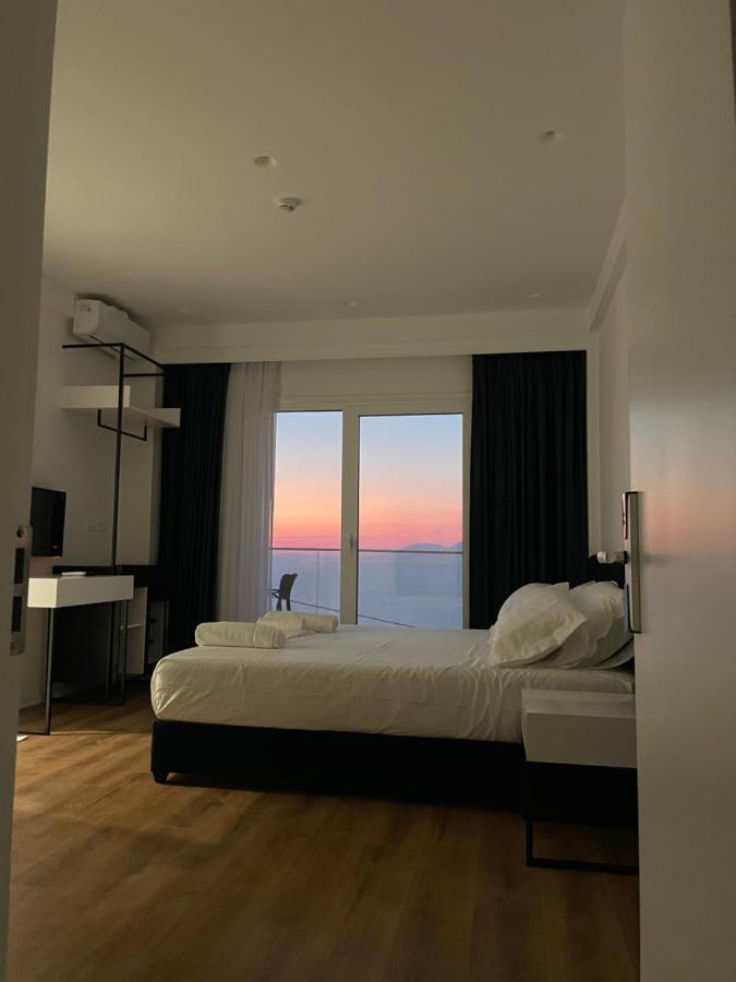 Sea & Lake View Villa Ksamil Exterior photo